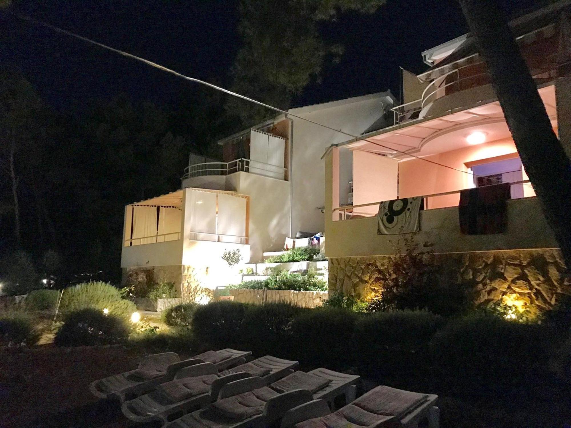 Apartments Nautic ザヴァラ エクステリア 写真