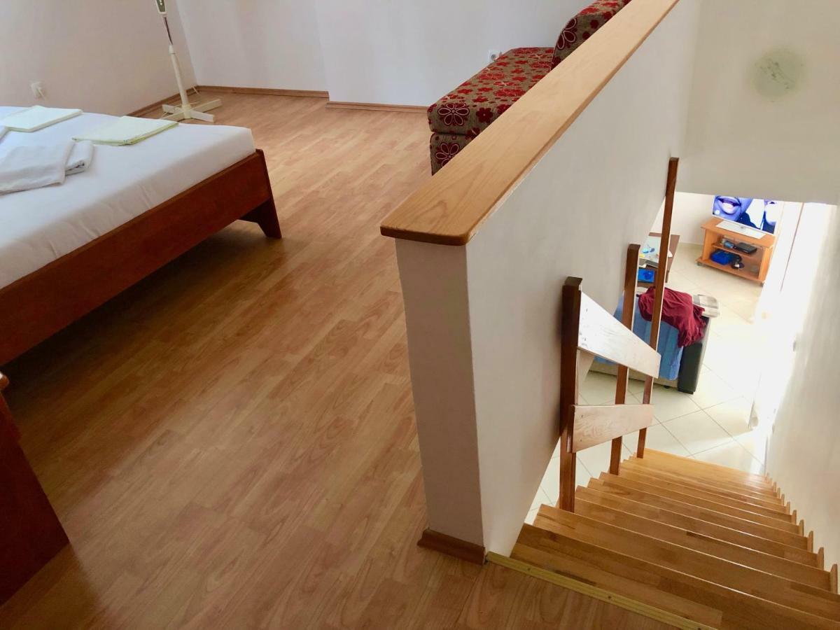 Apartments Nautic ザヴァラ エクステリア 写真
